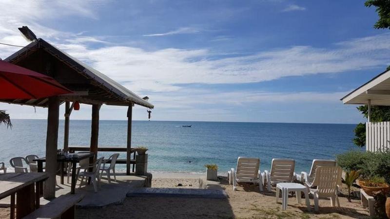 Amity Beach Resort Maret Zewnętrze zdjęcie