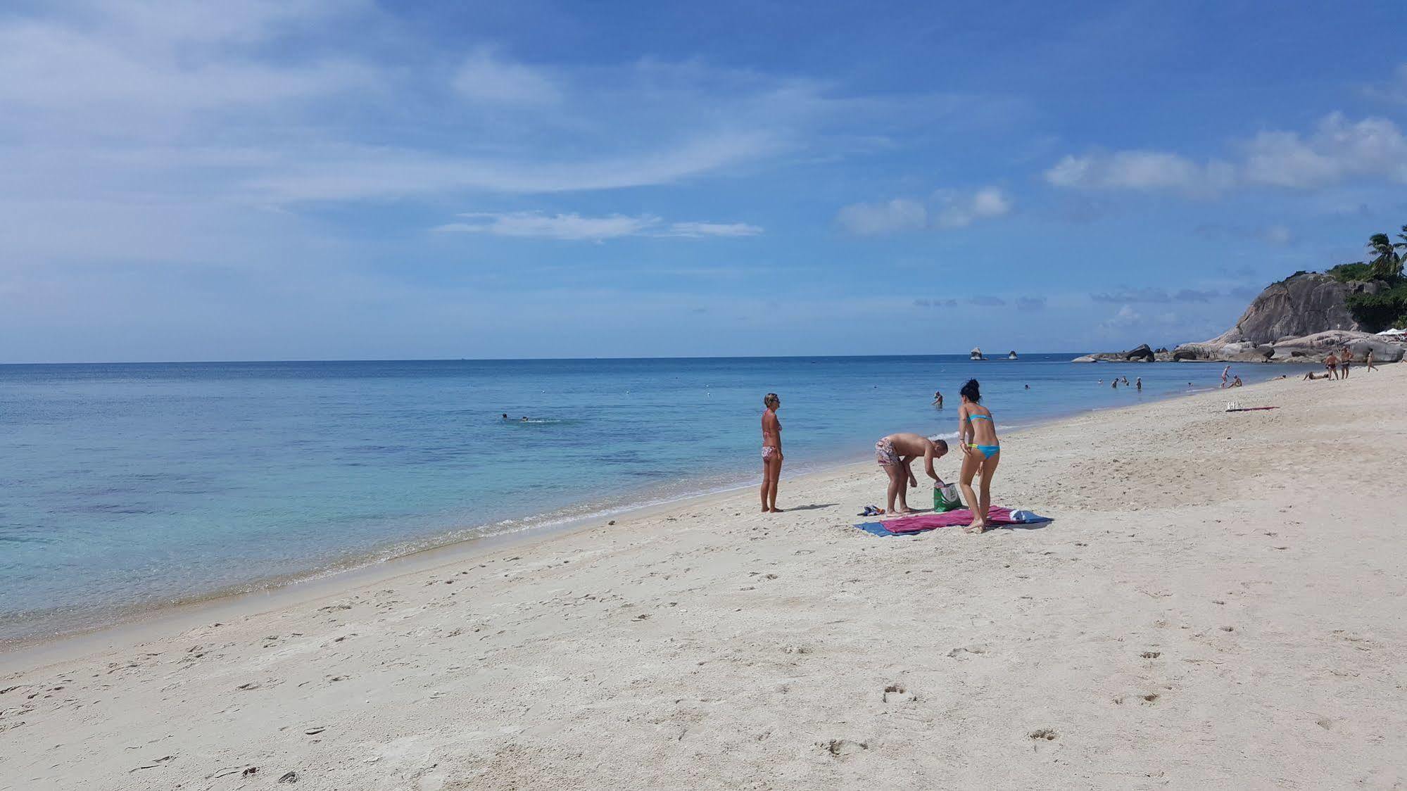 Amity Beach Resort Maret Zewnętrze zdjęcie